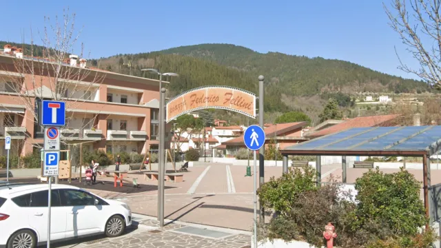 Piazza Federico Fellini a San Francesco (PELAGO)